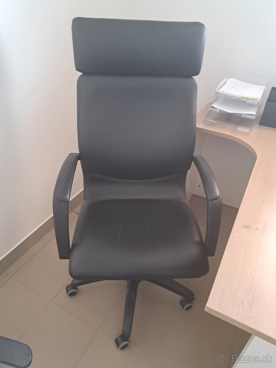 Kancelarska stolička - 2
