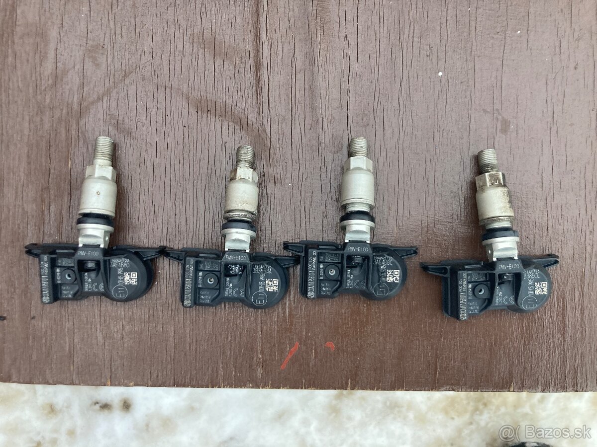 Senzory tlaku v pneumatikách - 4ks - 2