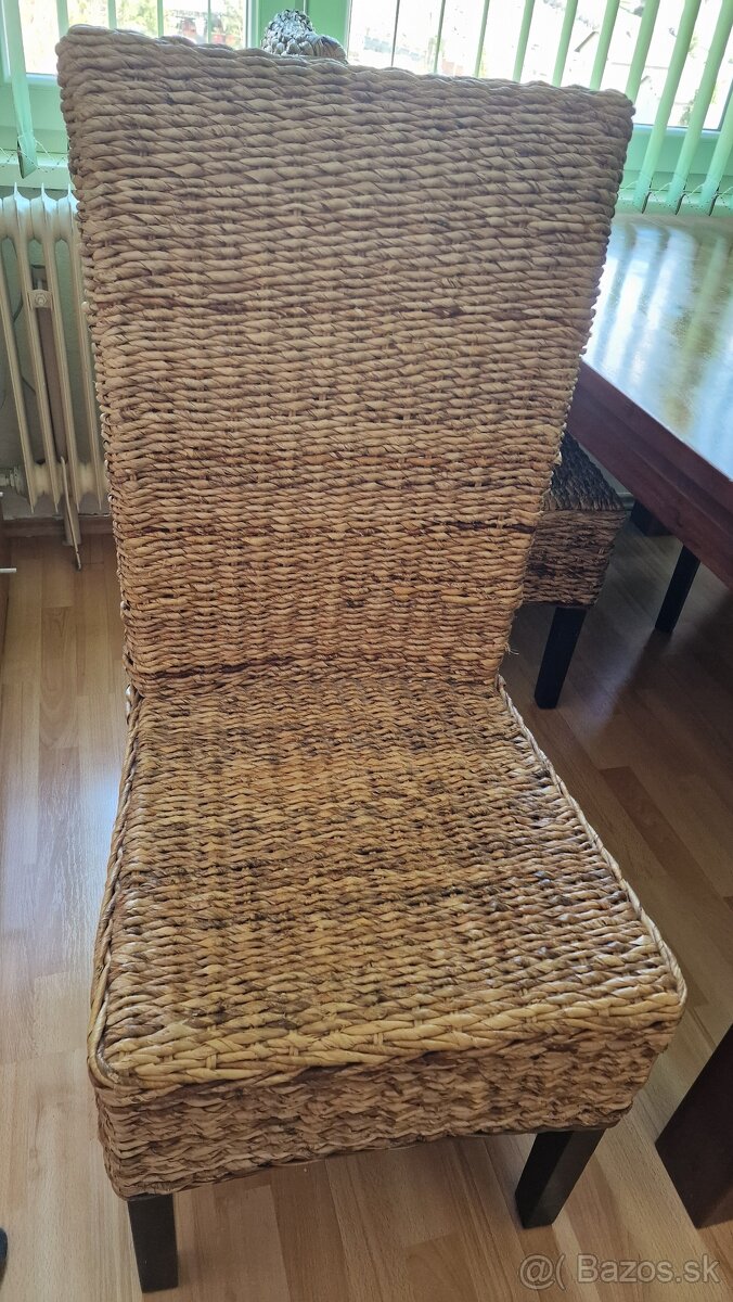 Predám stôl a stoličky - 2