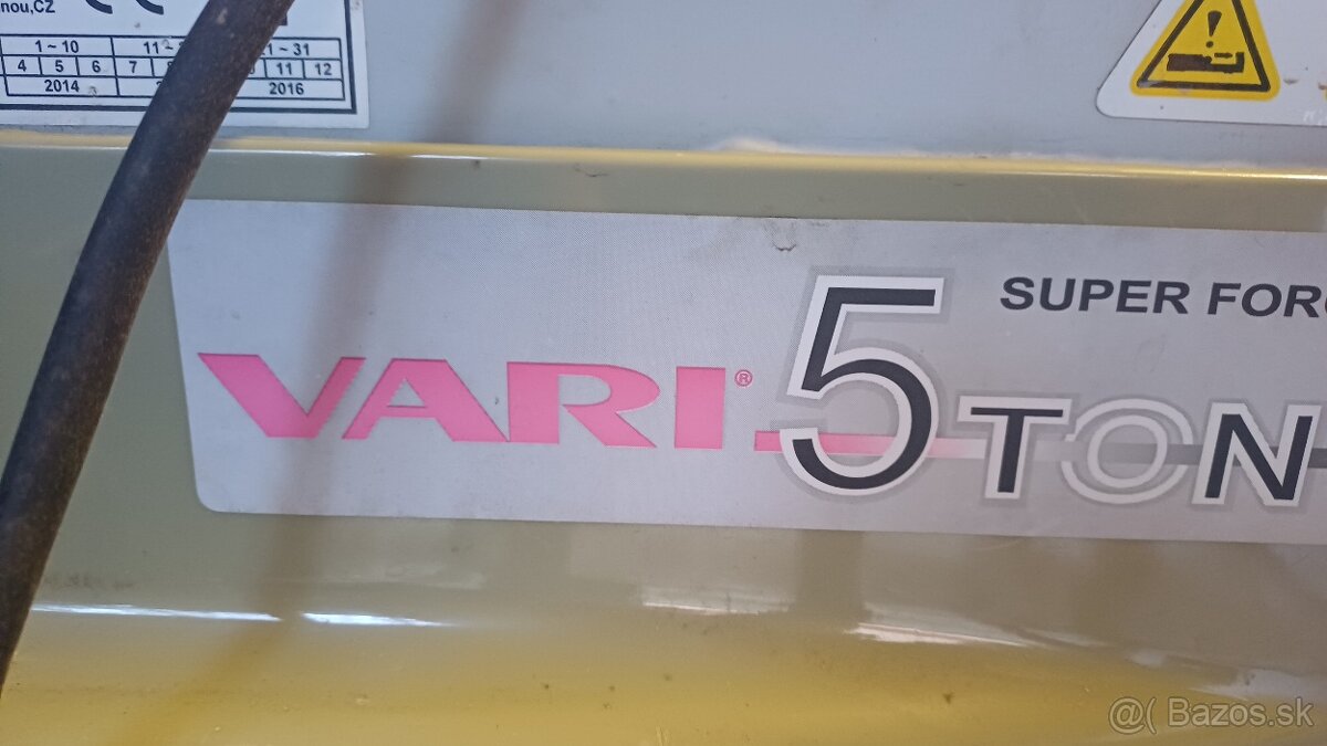 predám Štiepačku na drevo VARI 5T - 2