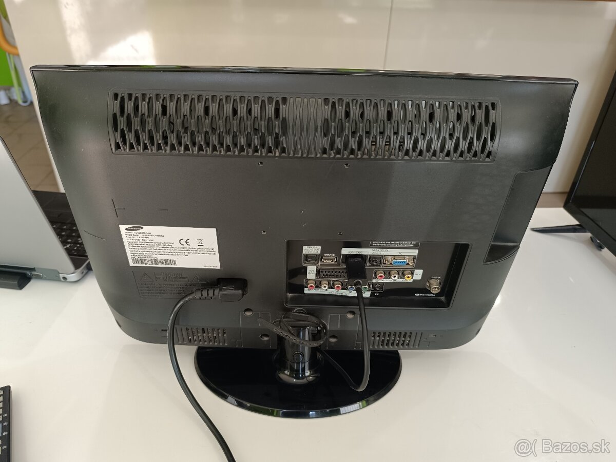 malý 19" TV Samsung s HDMI - 2