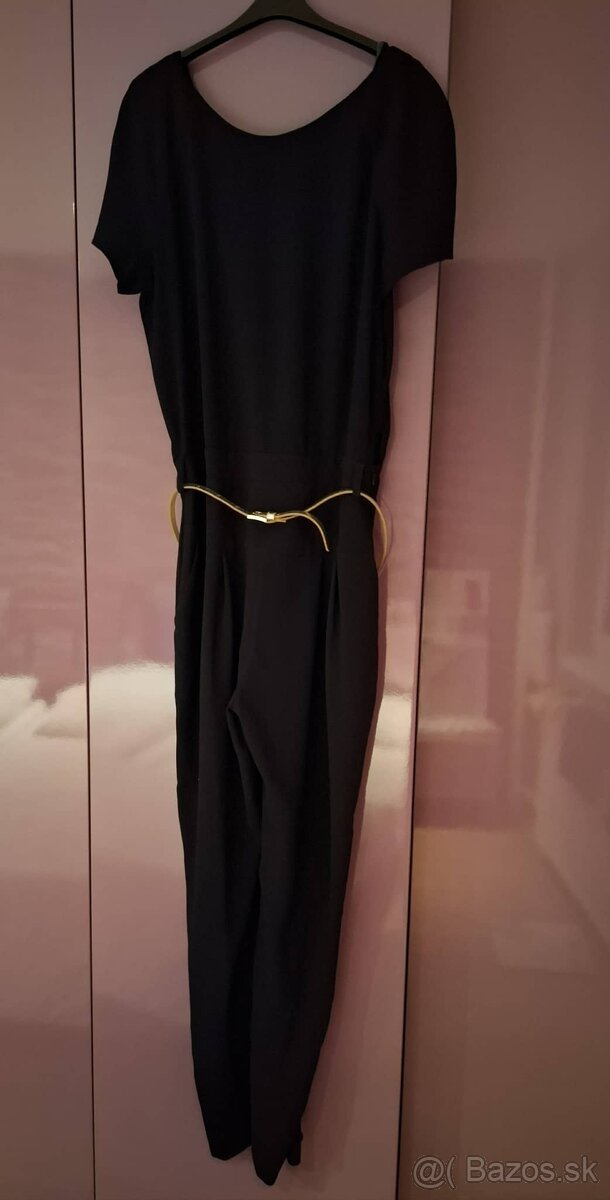 Čierny nohavicový overal s vreckami - 2