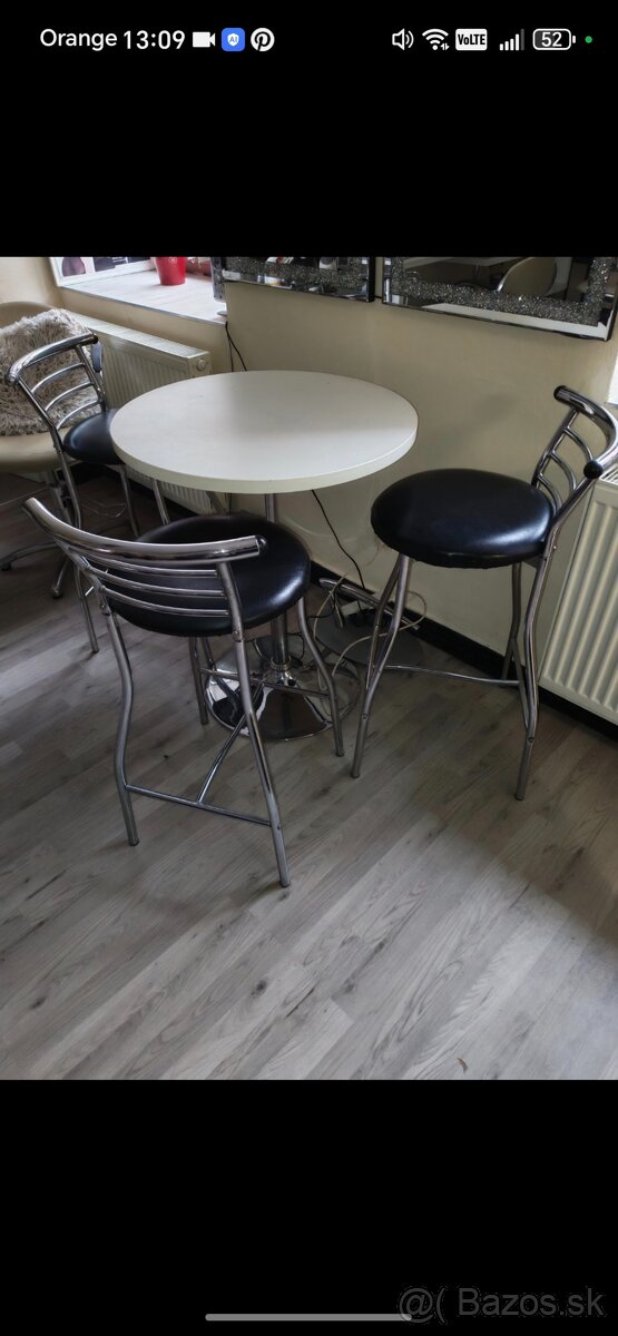 Predám stolík a k tomu 3 stoličky - 2