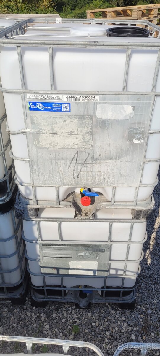 IBC kontajner - 1000L, 600L nádrž - 2