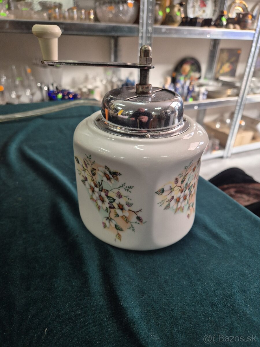 Predám Mlynček porcelan - 2