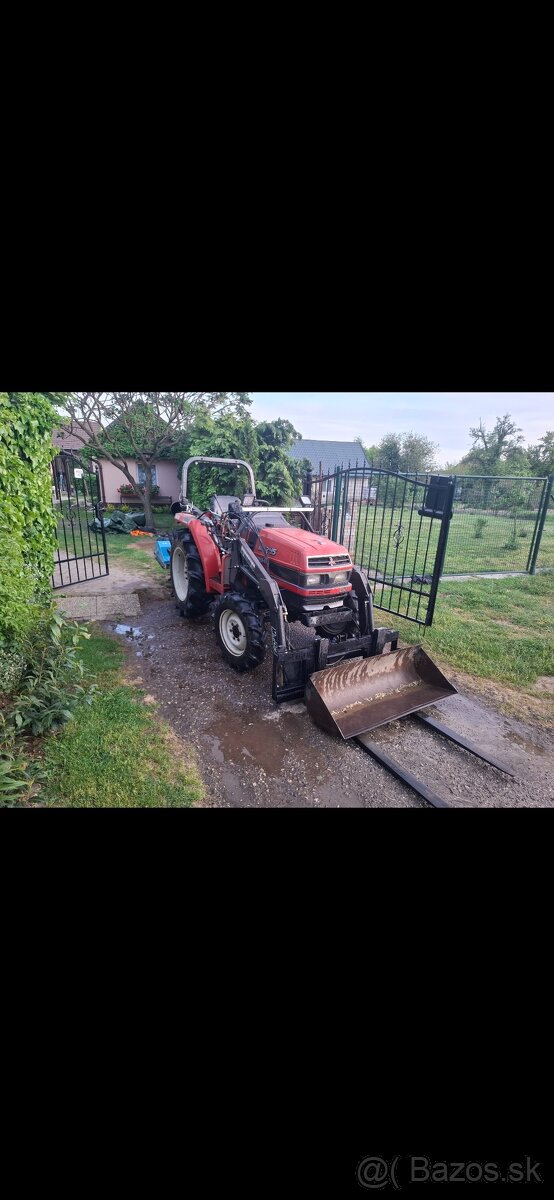 Malotraktor Mitsubishi MT245 - 2