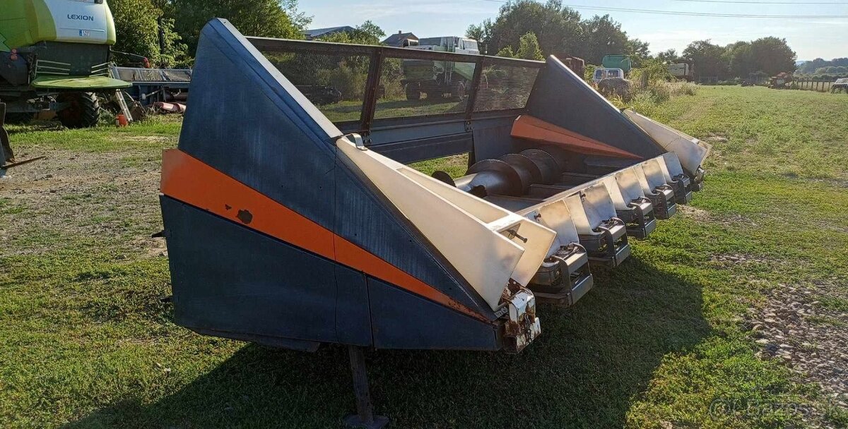 NAS 676 napraforgó-asztal - 2