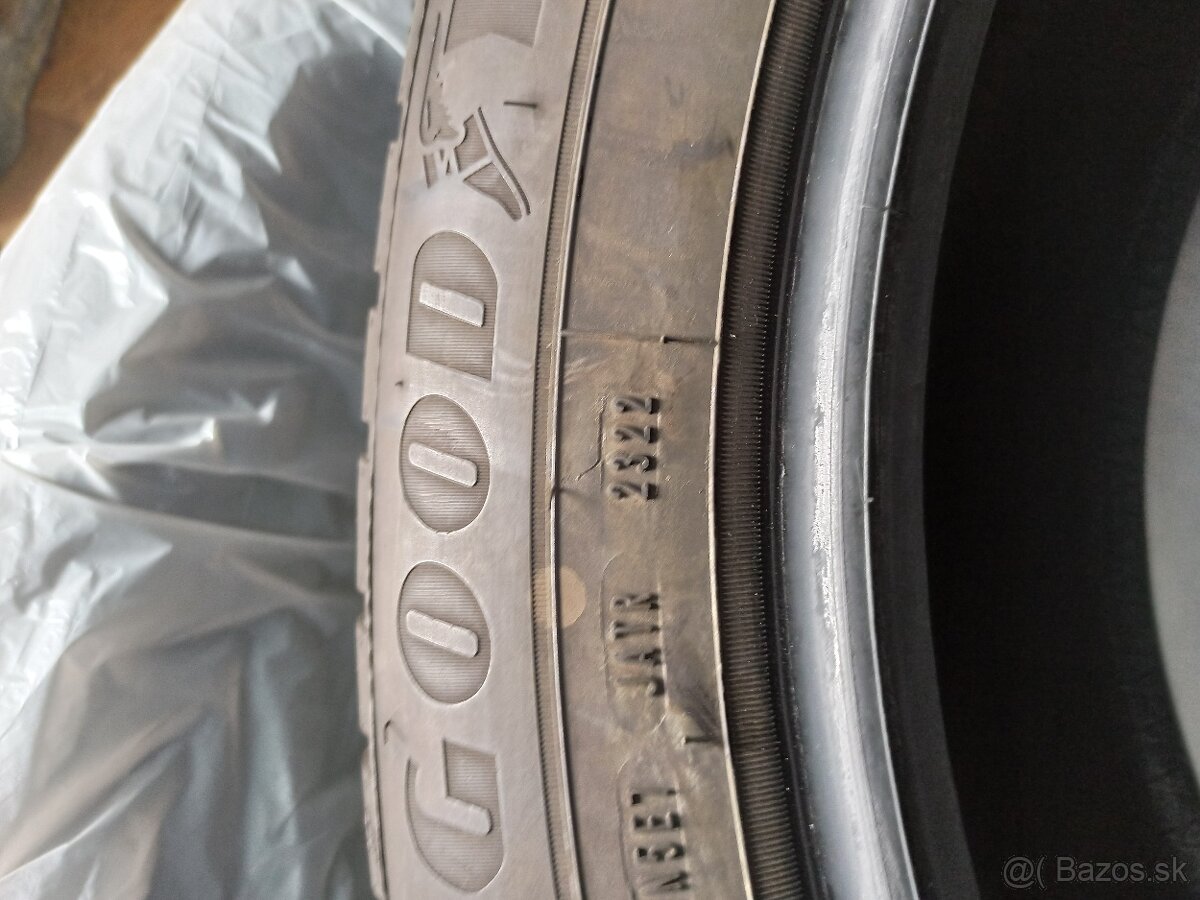 Zimné pneumatiky 235/55 r19 - 2