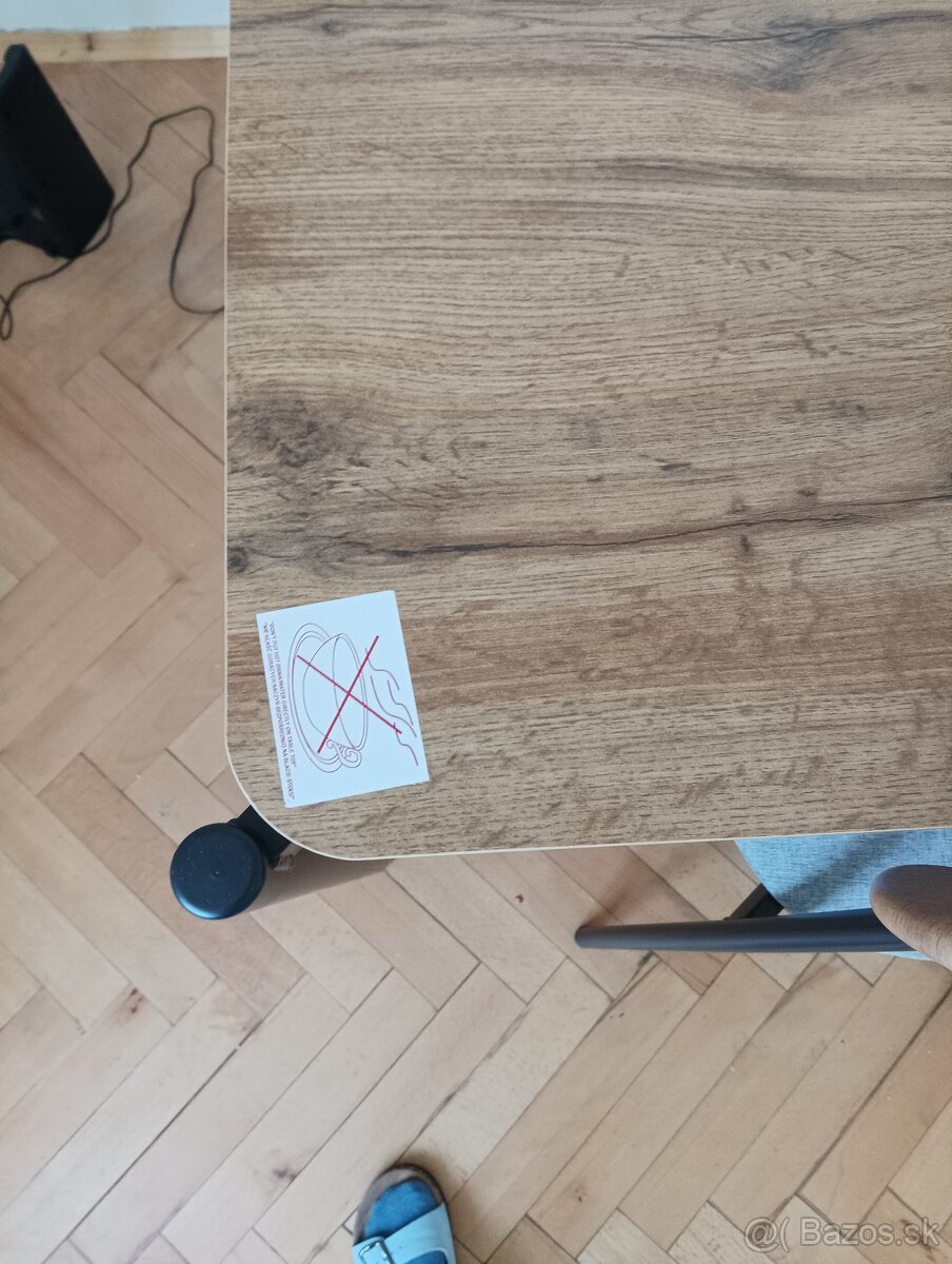Stôl so stoličkami 35 eu - 2
