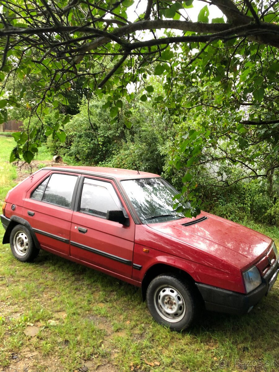 Skoda favorit 135 - 2