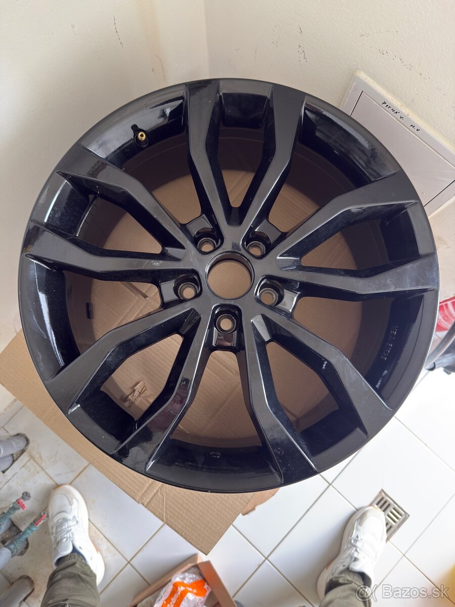 Predám originál diky Autec Uteca r18 5x112 ET 38 - 2