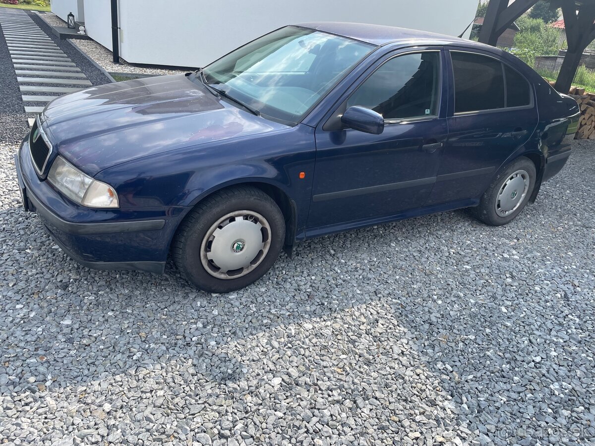 Škoda Octavia 1 - 2