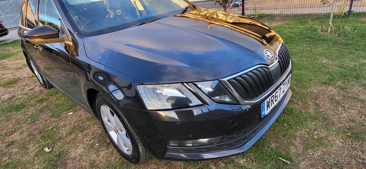 ŠKODA OCTAVIA III COMBI FACELIFT - 2