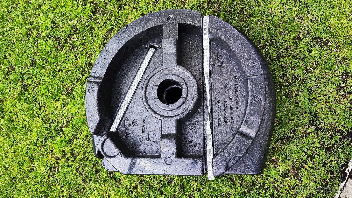 Výplň kufra VW Golf VI Variant - 2