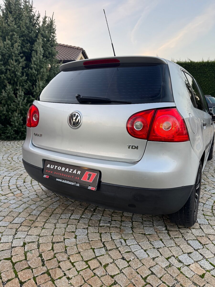 Volkswagen Golf 5 2006 1.9TDI - 2