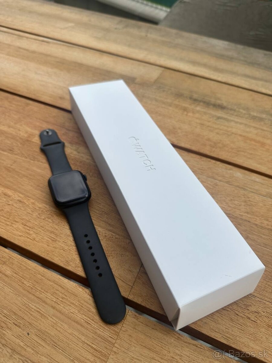 Apple Watch Series 8 45mm GPS - 2