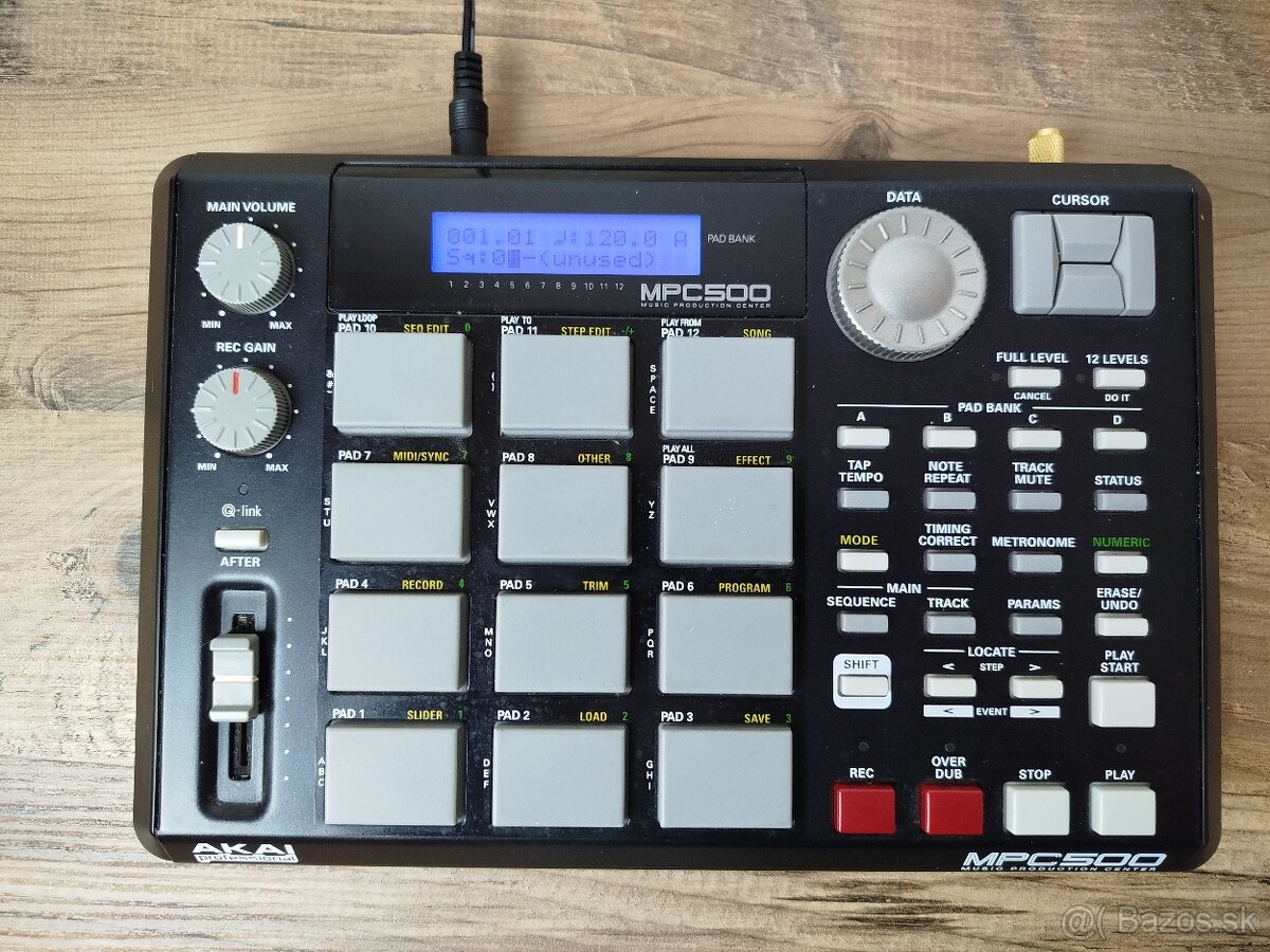 Akai MPC 500 - 2