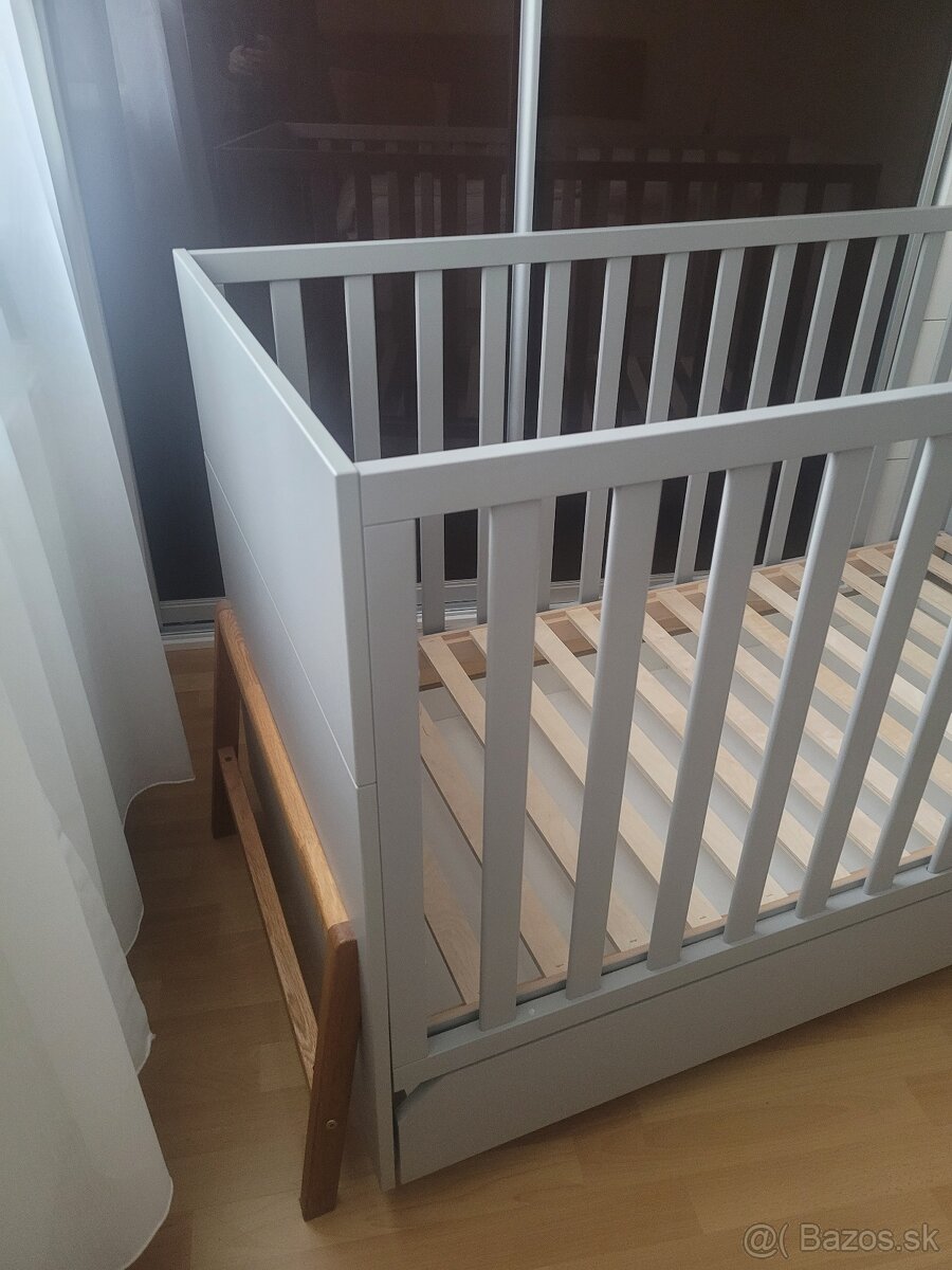 Postielka a komoda Bellamy Lotta sivá - 2