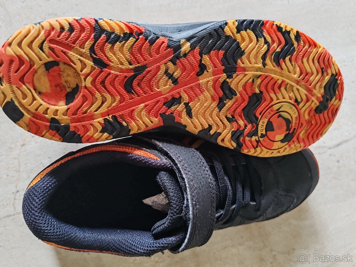 Detské kopačky - halovky. - 2