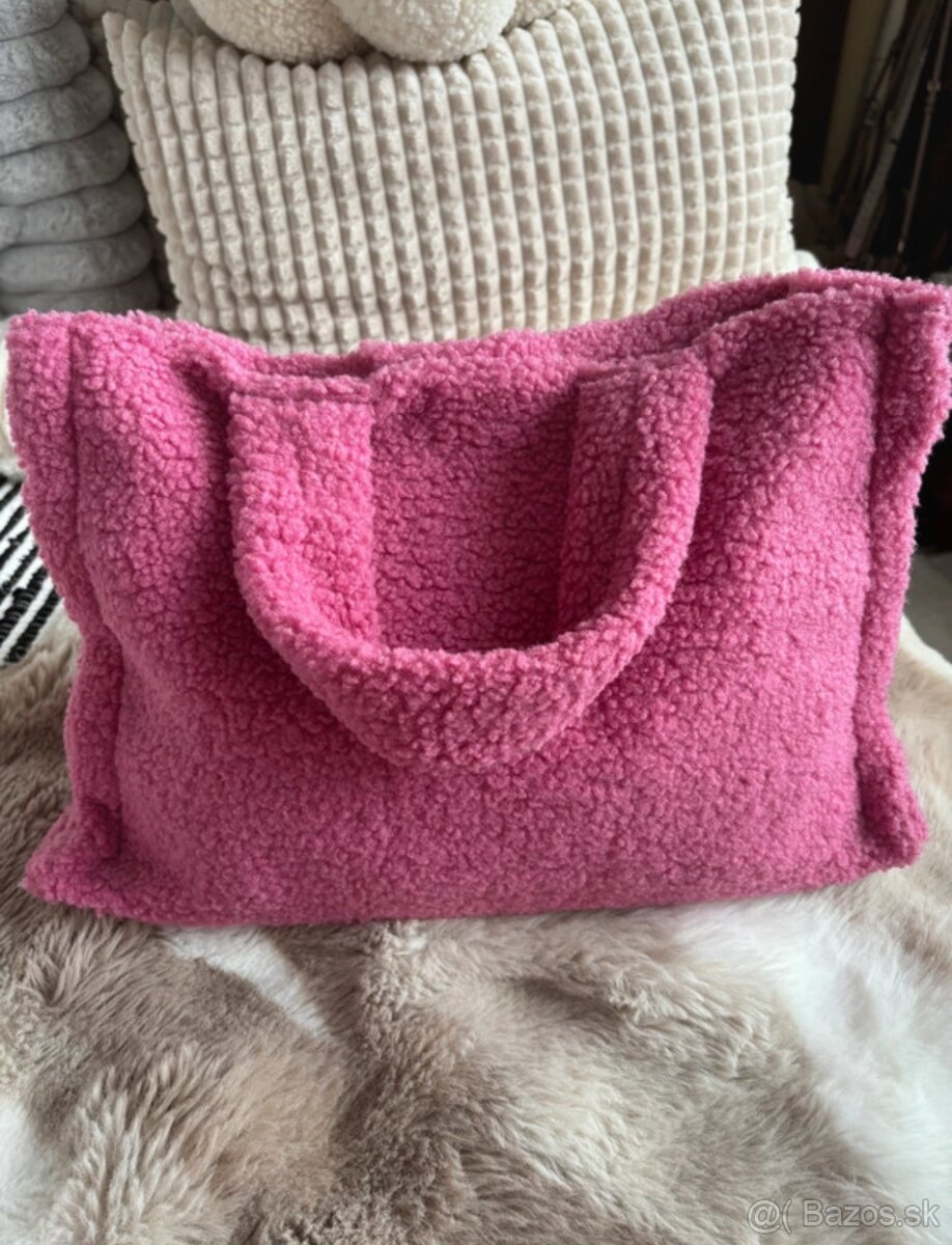 Krásna nová ružová - Ibalgin huňatá ňuňu kabelka - 2