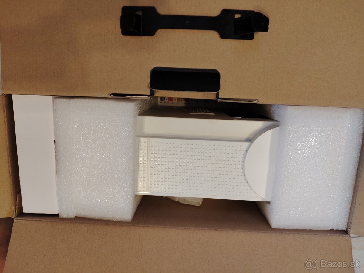 Predám LED projektor - 2