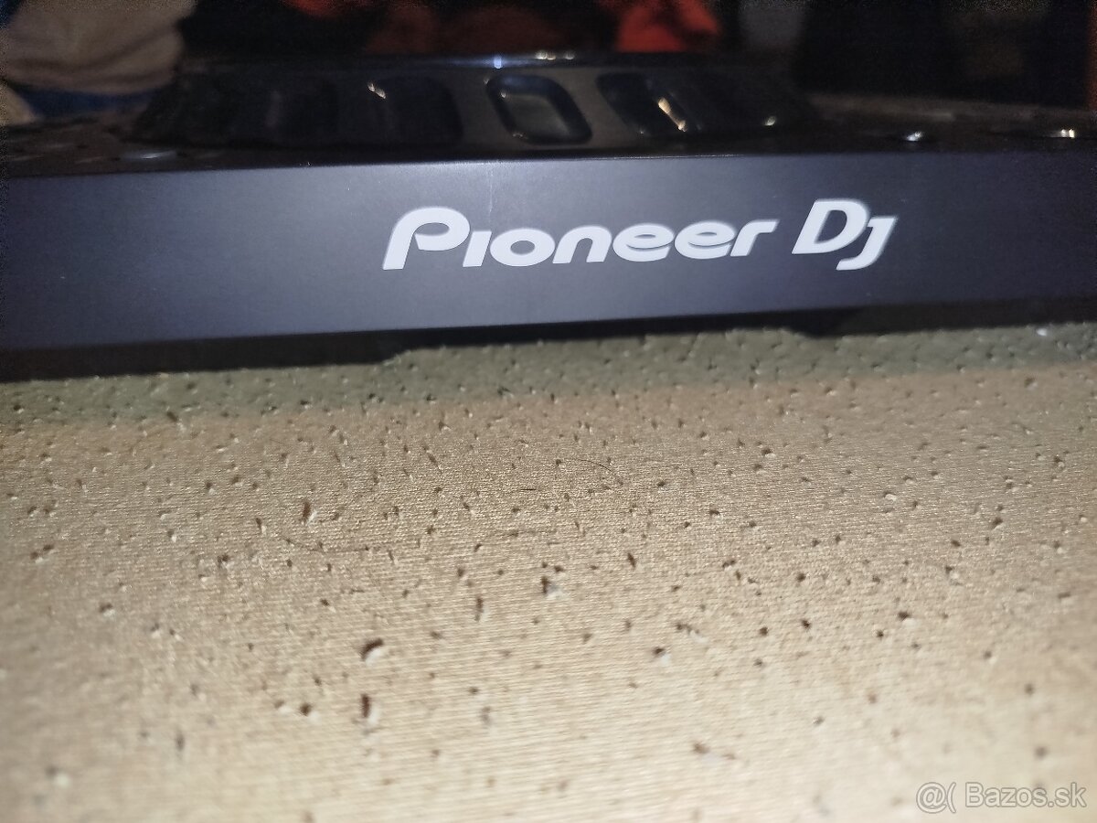 Pioneer Serato DDJ FLX6 - 2