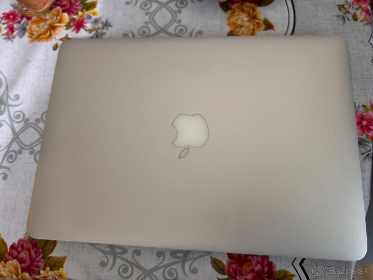 Apple MacBook – zachovalý, plne funkčný - 2