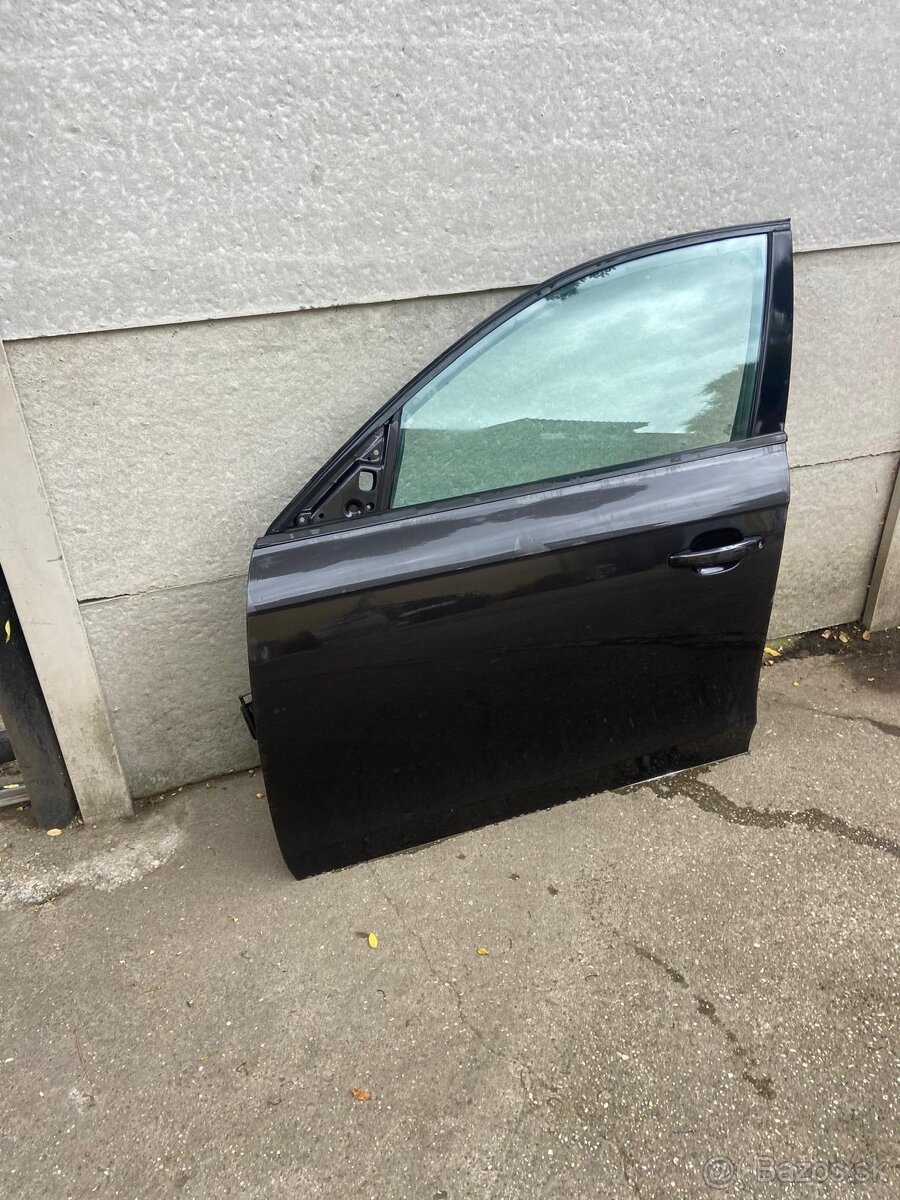 Audi A4 2011 predné ľavé dvere - 2