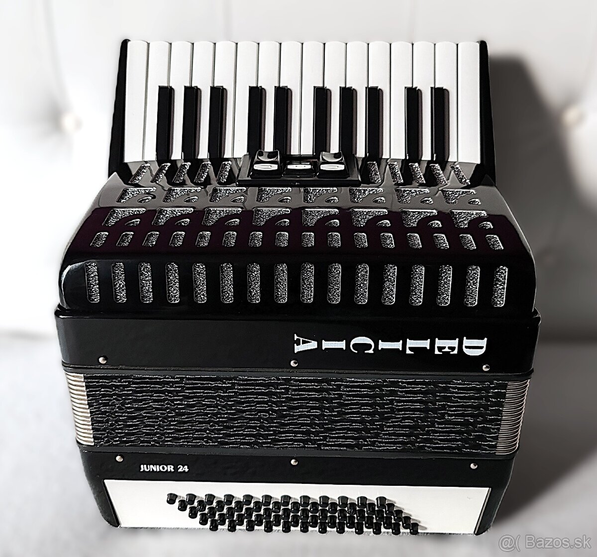 Predam akordeon Delicia Junior 60bas., TOP stav... - 2