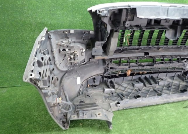 peugeot 3008 nárazník 2009-13 - 2