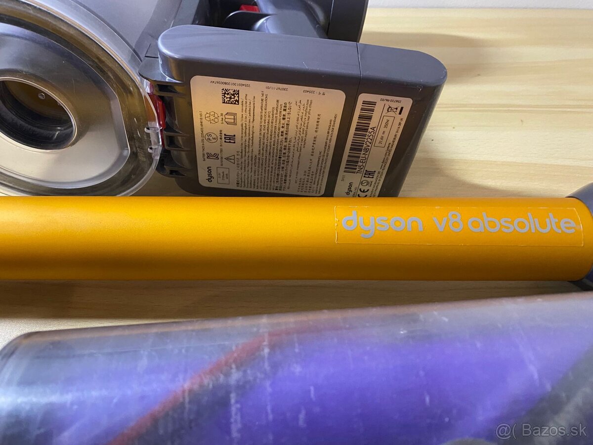 vysávač Dyson V7 - 2