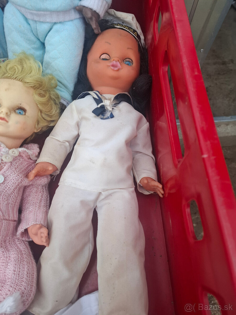 Predám štyri staré bábiky spolu 15€ - 2