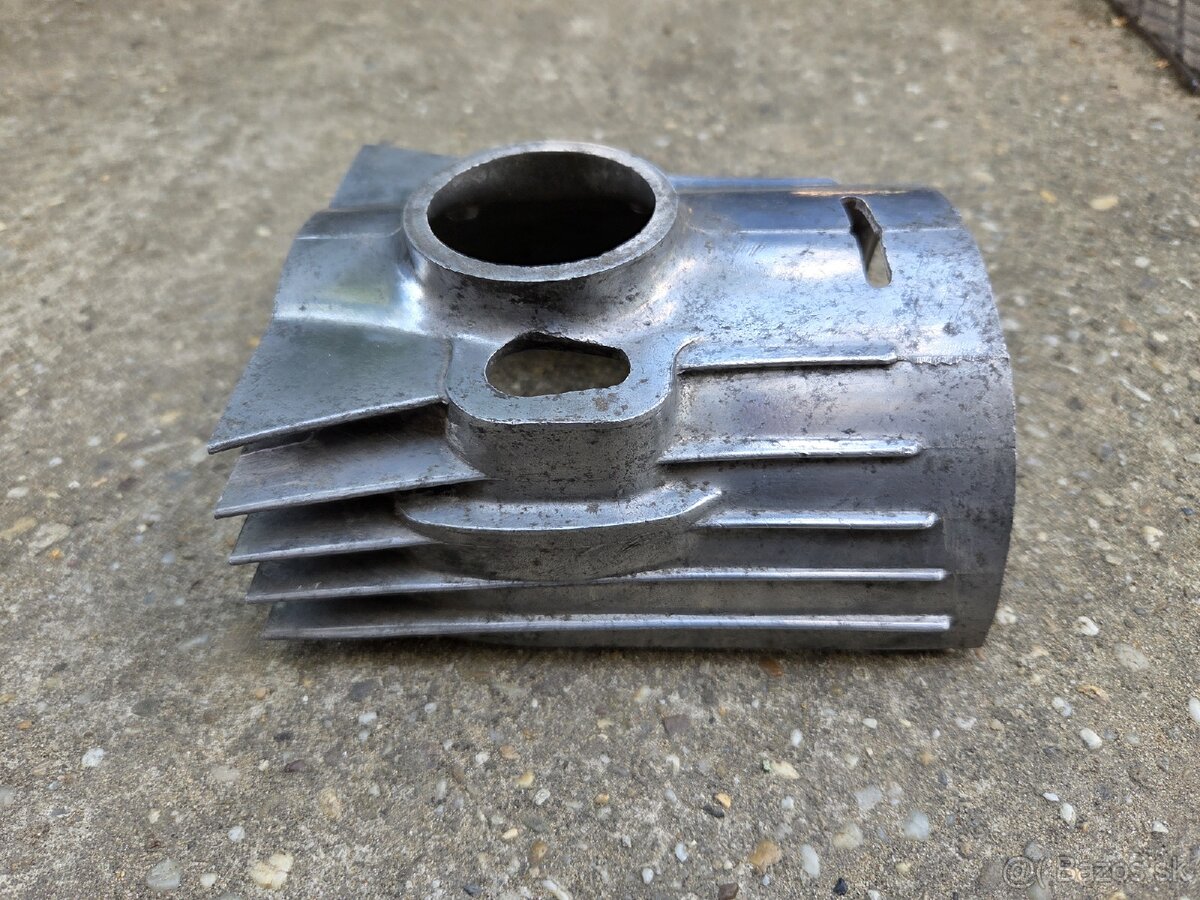 Kryt karburátora - 2