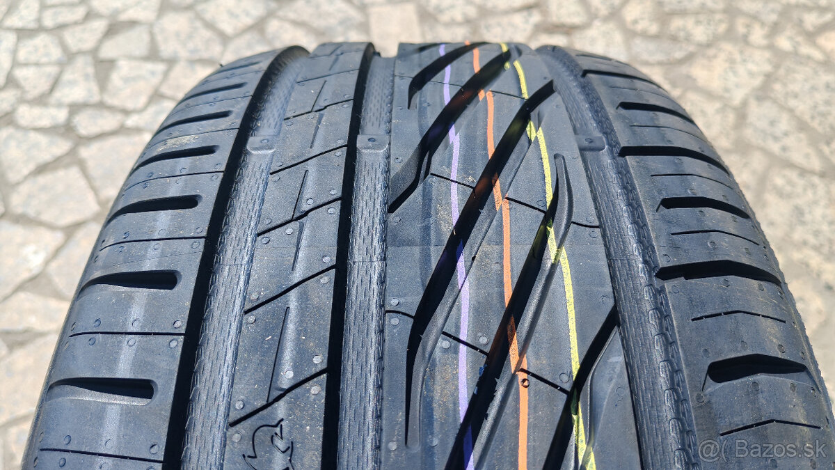 Letné pneu 245/40 R18 --- UNIROYAL - 2