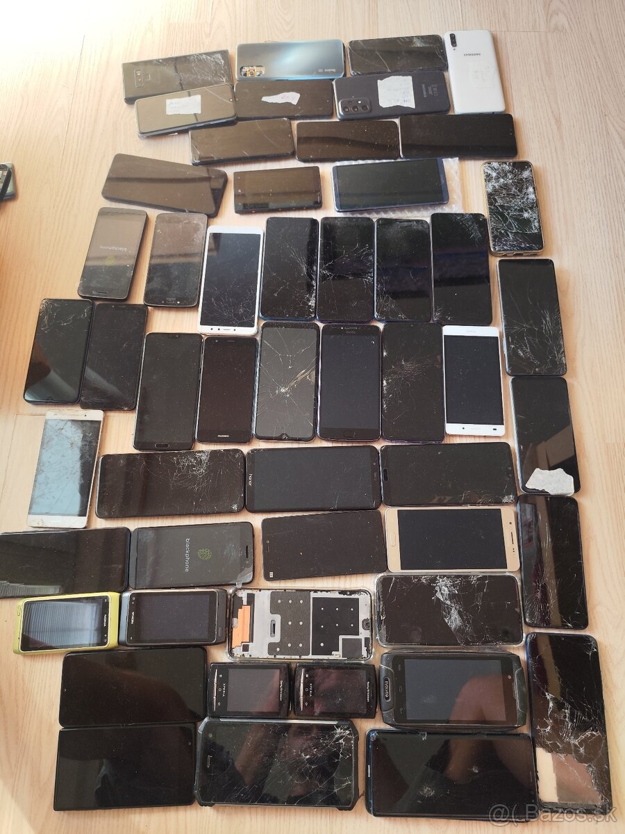 Mobilné telefóny 100€ - 2