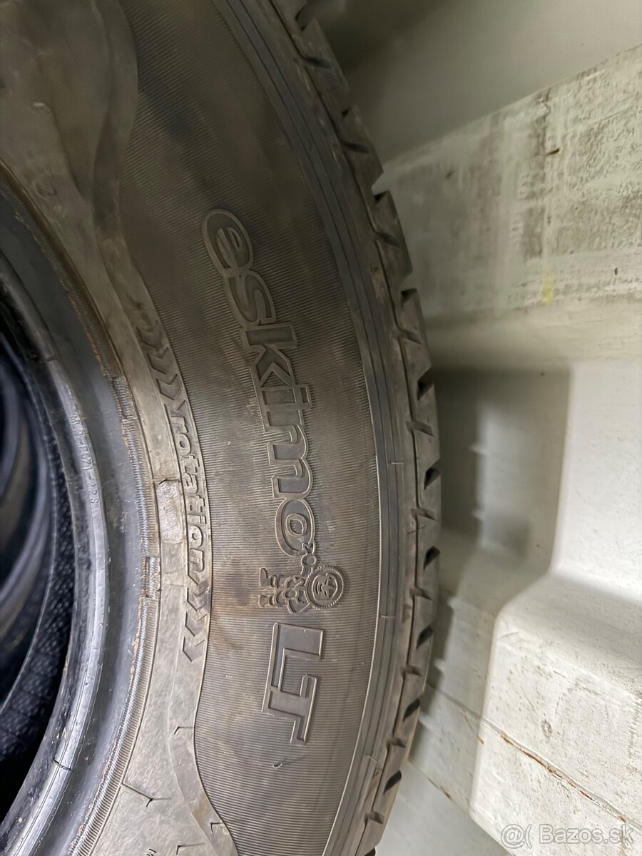 Dodávka 215/75 R16C zimné - 2