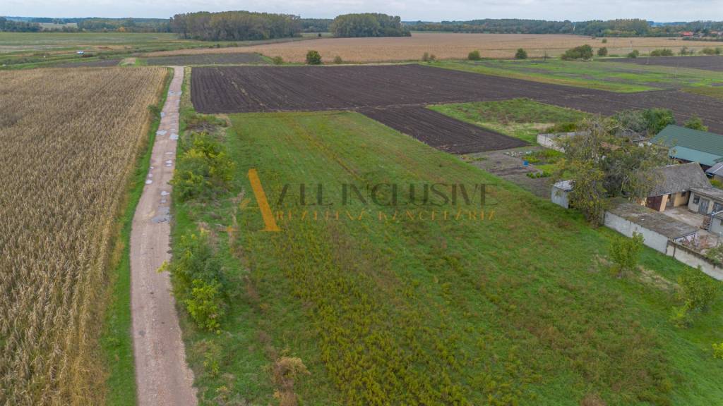 ALL INCLUSIVE l NA PREDAJ PRIESTRANNÝ STAVEBNÝ POZEMOK , HOL - 2