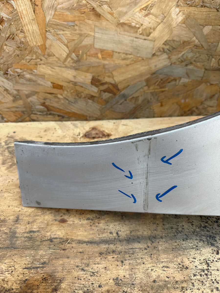 PRODÁM LEVÝ BLATNIK OPEL INSIGNIA 2013 - 2