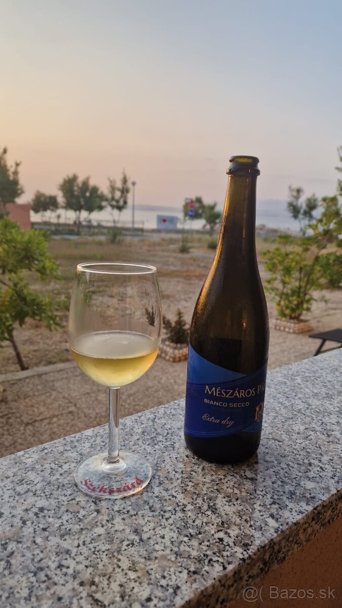 Chorvátsko pekný dvojspálňový apartmán prvý rad pri mori - 2