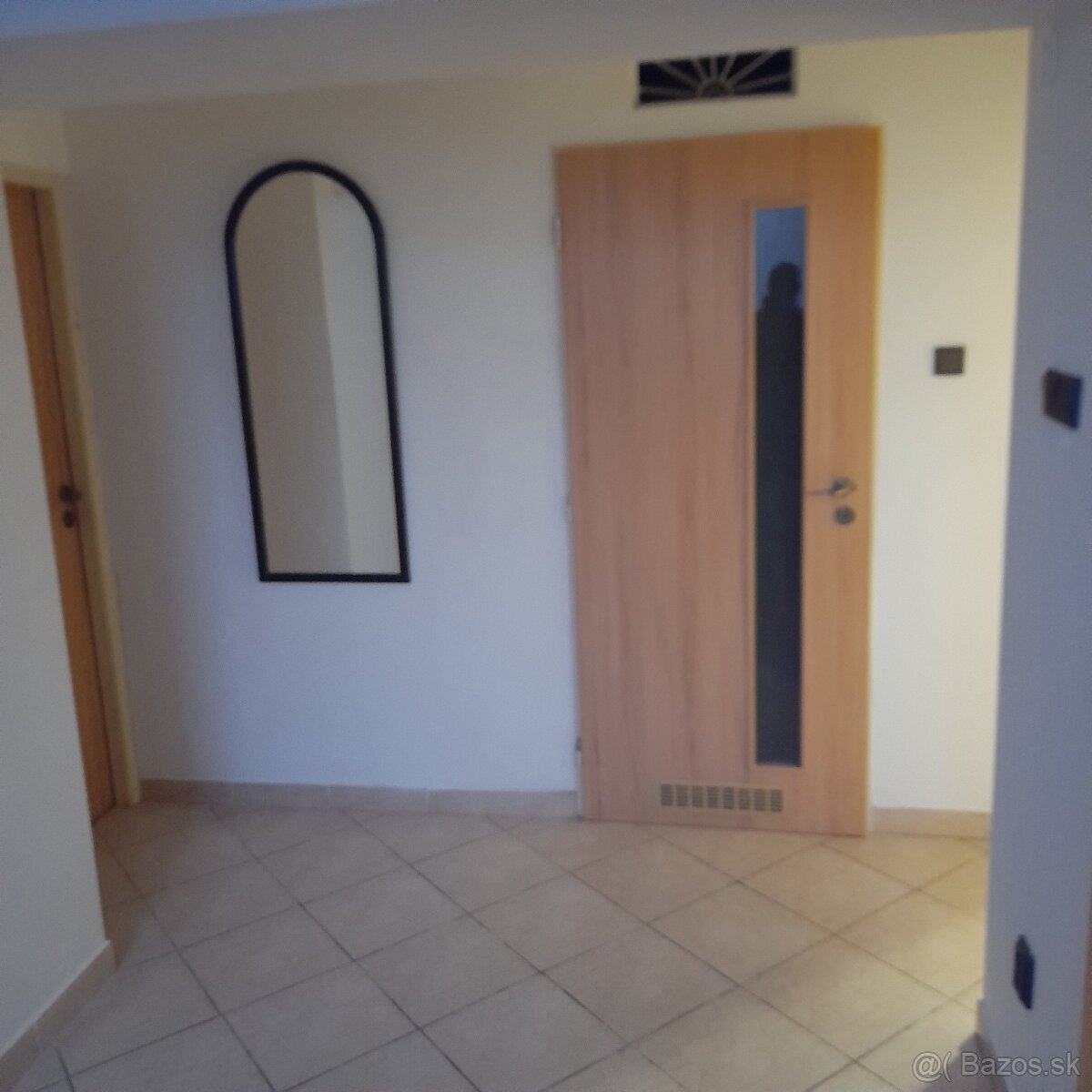Prenajmem byt v dome - 2