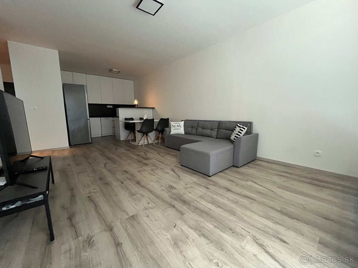 Prenájom 2-izbového bytu Tabaň NR - 2