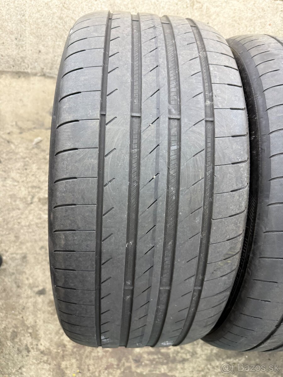 GOODYEAR 265/40R20 letné - 2
