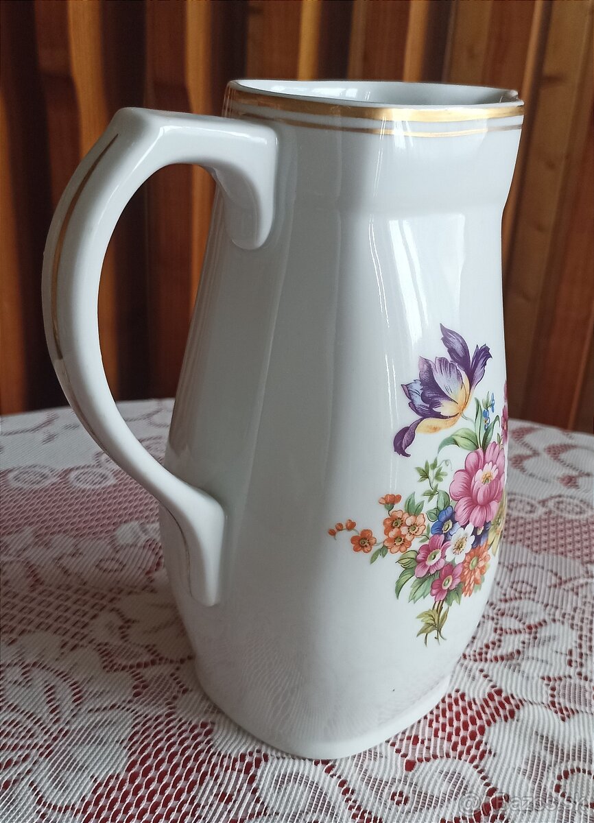 Velky dzbán na vodu. - 2