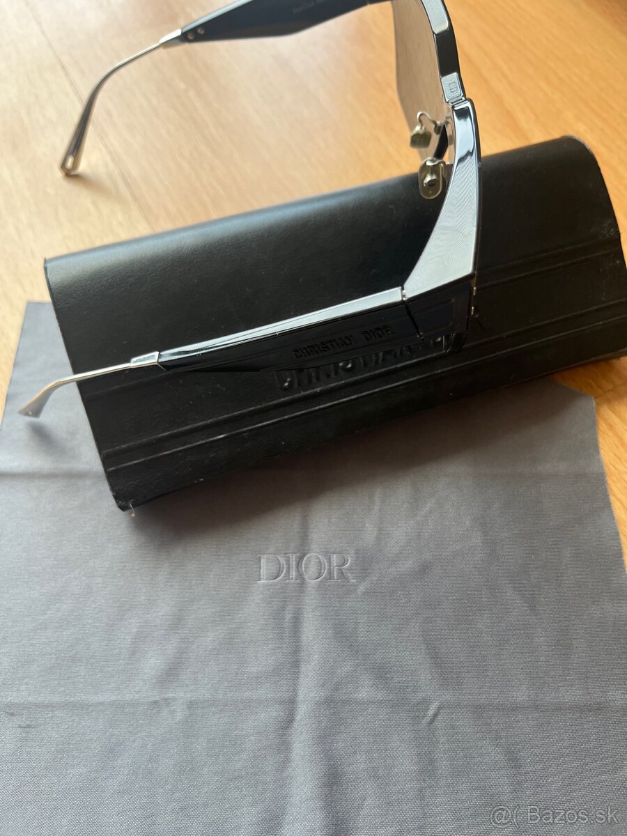 Christian Dior logo okuliare - 2