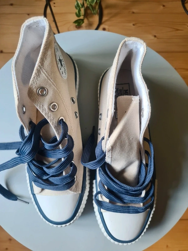 Tenisky s nášivkami - 2