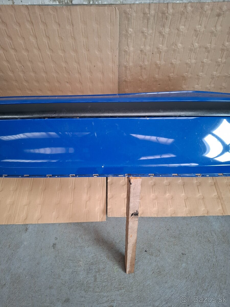 ŠKODA OCTAVIA 2 sedan zadný naraznik a kompresor klimatizáci - 2