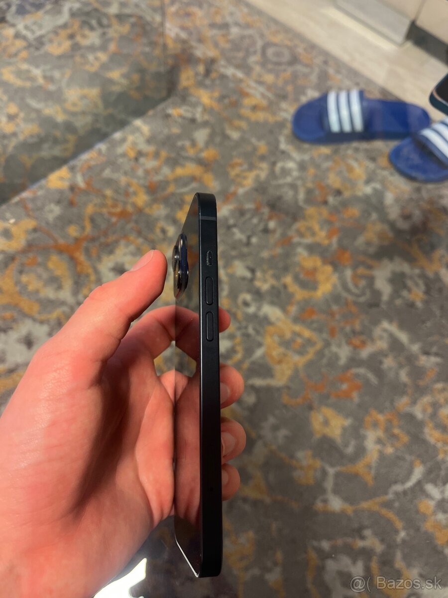 Predam iPhone 13 128gb - 2