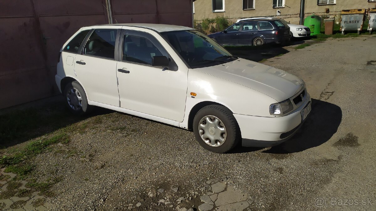 SEAT IBIZA II (6K1) • 1.4 i • 44 kW - 2