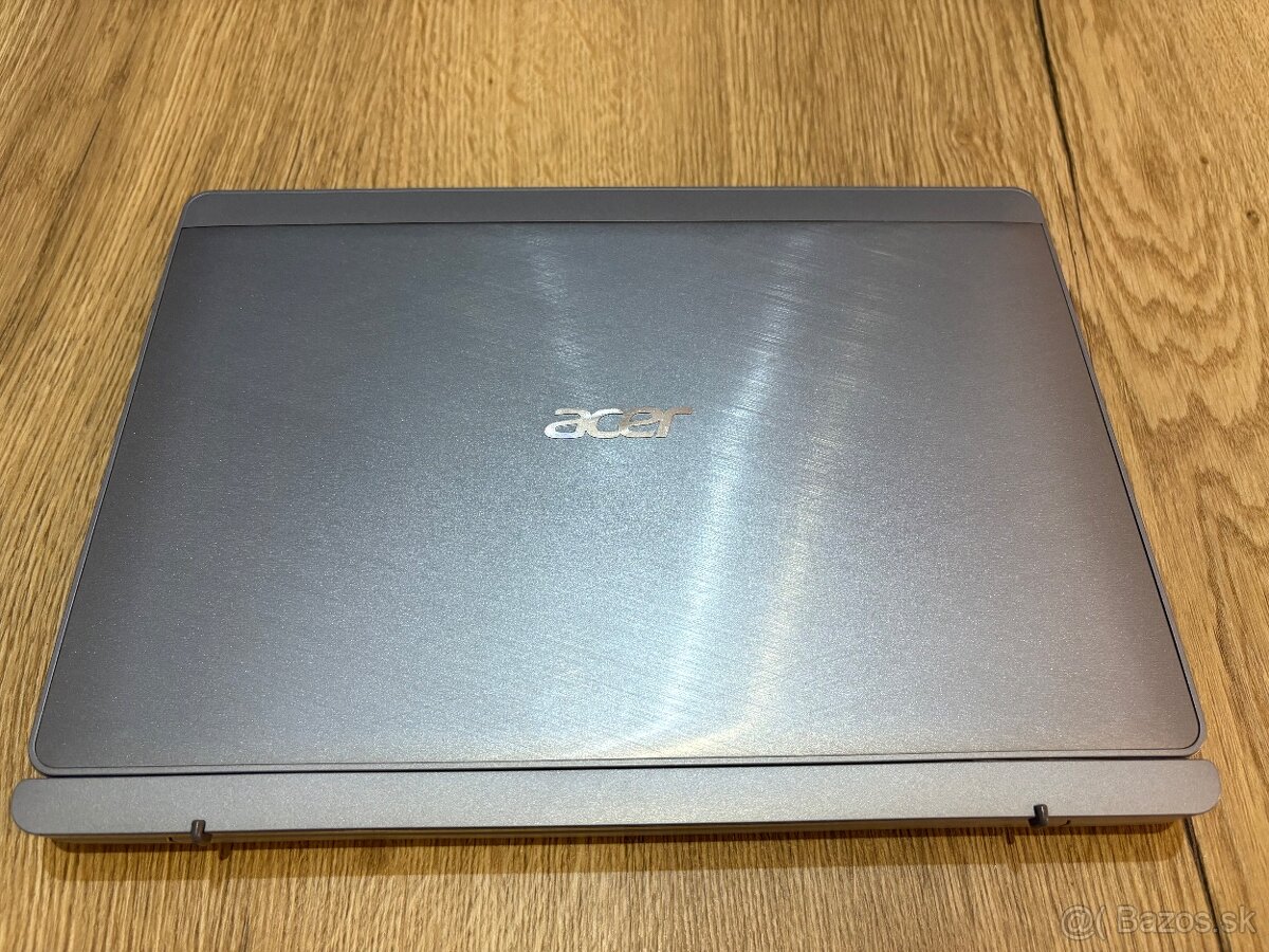 Predám dotykový 2v1 notebook/tablet Acer s klávesnicou - 2