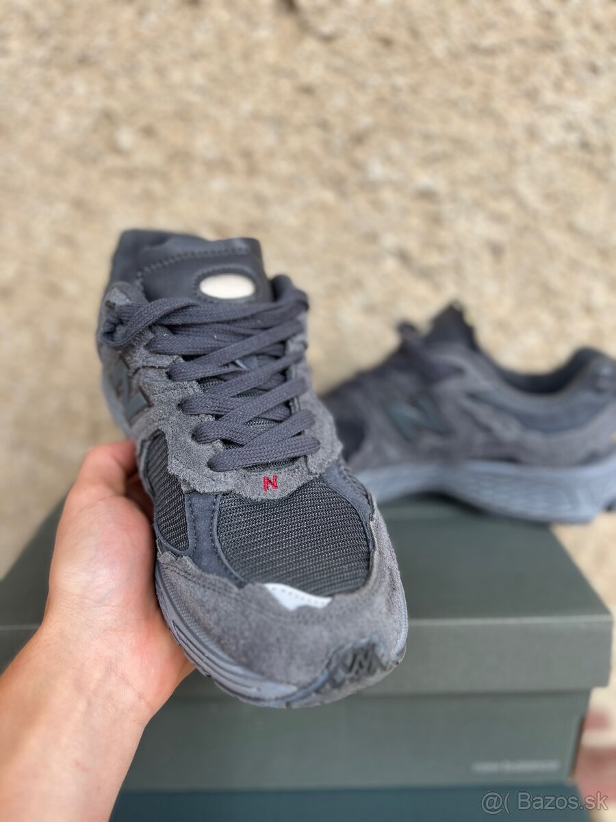 New Balance 2002R EU43 - 2